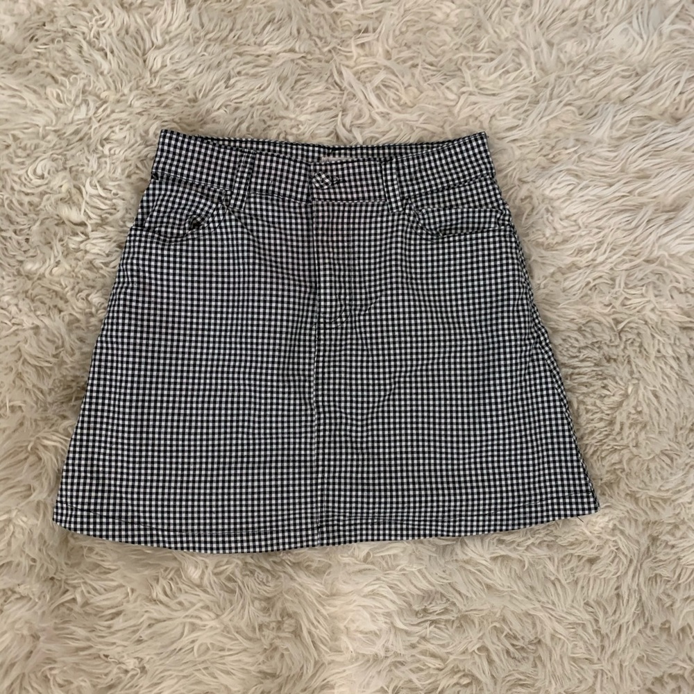 BRANDY MELVILLE SKIRT
